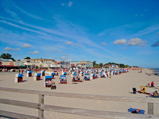 Ferienwohnung in Grömitz - Deichkrone - breiter Hauptstrand in ca150m Entfernung