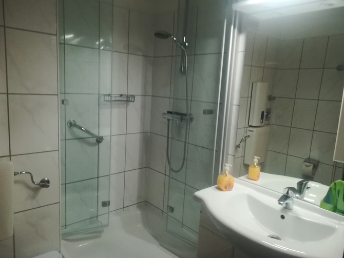 Ferienwohnung in Grömitz - Deichkrone - Bad mit Dusche