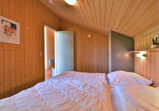 Ferienhaus in Pelzerhaken - Am Waldrand Haus C - Kleiderschr&auml;nke im Schlafzimmer