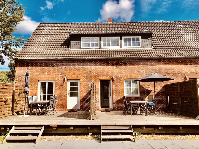 Ferienwohnung in Gro&szlig;enbrode - Am Kai 17 - Mitte - S&uuml;d-West-Terrasse rechts