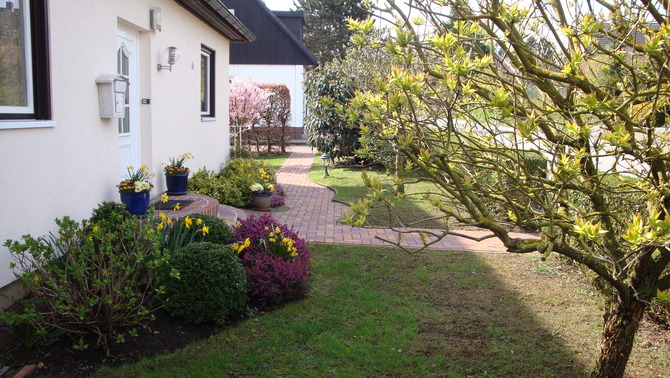Ferienwohnung in Heiligenhafen - Clasen - Vordergarten