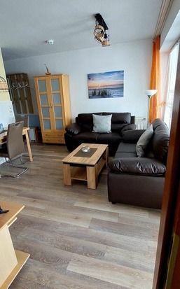"Haus Sonnenschein - Whg. 3" familiengerechte Wohnung mit 2 SZ und Terrasse in zentraler Lage