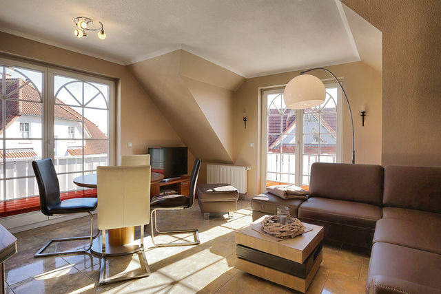 Ferienwohnung in Ostseeheilbad Zingst - Villa Sonnenuhr, FW 8 - Bild 2