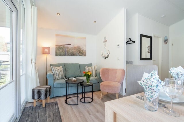 Ferienhaus in Scharbeutz - Casa del Mar Scharbeutz - Sauna kostenlos - 1 kleiner Hund willkommen - umz&auml;unter Garten - Bild 7