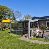 Bungalow in J&uuml;rgenshagen - Hundefreundliches Ferienhaus in See- & Ostseen&auml;he mit verglaster Terrasse - Bild 3
