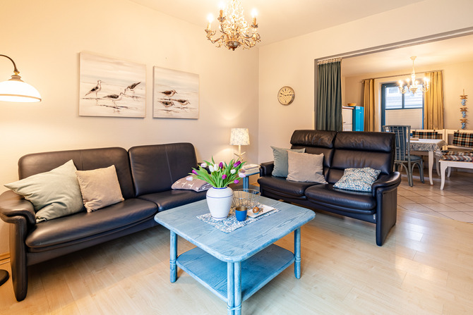 Ferienwohnung in Zingst - Whg B, Ihr Urlaubszuhause - Wohnbereich