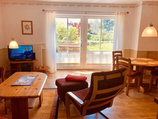 Ferienwohnung in Glowe - Ein Steinwurf zum Ostseestrand: Ferienwohnung Martha mit Terrasse - Bild 3