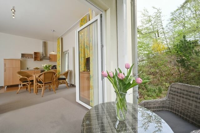 Ferienwohnung in Sellin - Ferienwohnung 3 in Sellin auf R&uuml;gen Villa Celia WLAN und Sauna 200 m vom Strand entfernt - Bild 8
