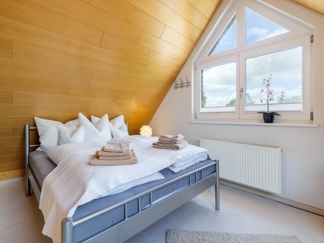 Ferienwohnung in Garz - Fewo OG - Rügenbrise mit Seeblick mit 3 Bädern - Bild 14