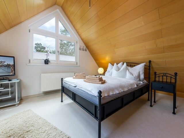 Ferienwohnung in Garz - Fewo OG - Rügenbrise mit Seeblick mit 3 Bädern - Bild 25