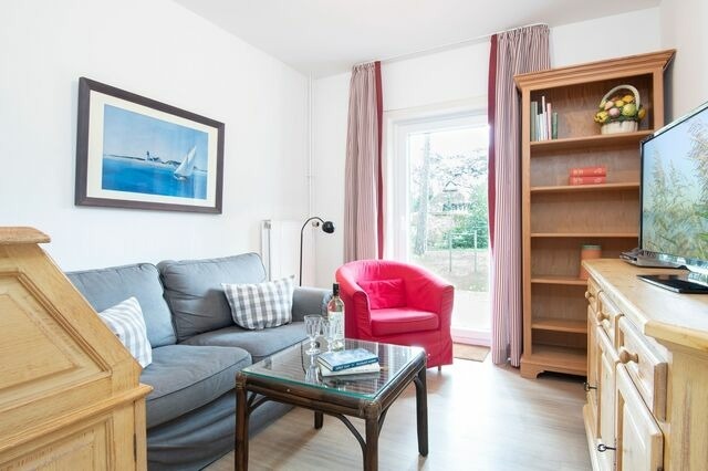 Ferienhaus in Niendorf/Ostsee - Ferienhaus am Strandw&auml;ldchen - Bild 6