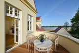 Ferienwohnung in Neuenkirchen (R&uuml;gen) - R&uuml;gen Ferienwohnung 7 am Wasser Gut Grubnow mit Balkon WLAN und Sauna - Bild 1