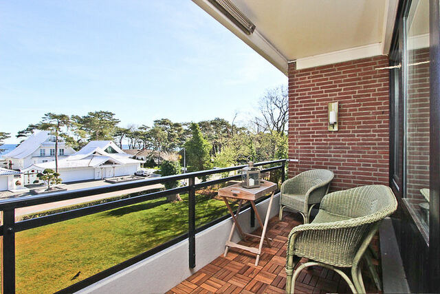 Ferienwohnung in Timmendorfer Strand - Ferienwohnung, Timmendorfer Strand, 2 Zimmer, 3 Personen, TV, Balkon, Meerblick, Nichtraucher, Pkw-Stellplatz - Bild 2