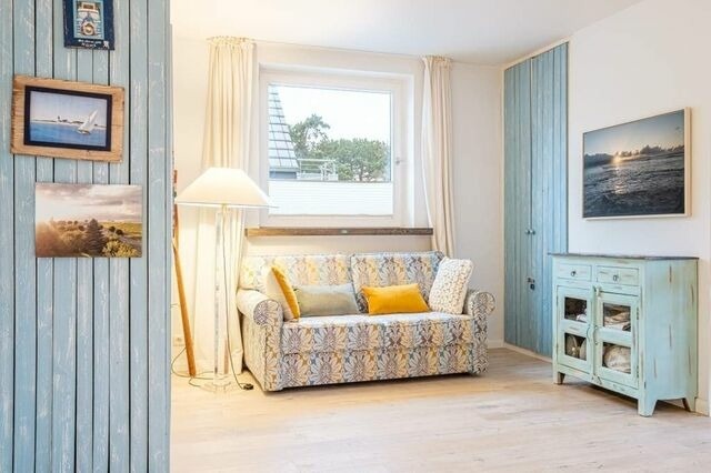 Ferienwohnung in Timmendorfer Strand - Ferienwohnung, Timmendorfer Strand, 2 Zimmer, 3 Personen, TV, Balkon, Meerblick, Nichtraucher, Pkw-Stellplatz - Bild 12